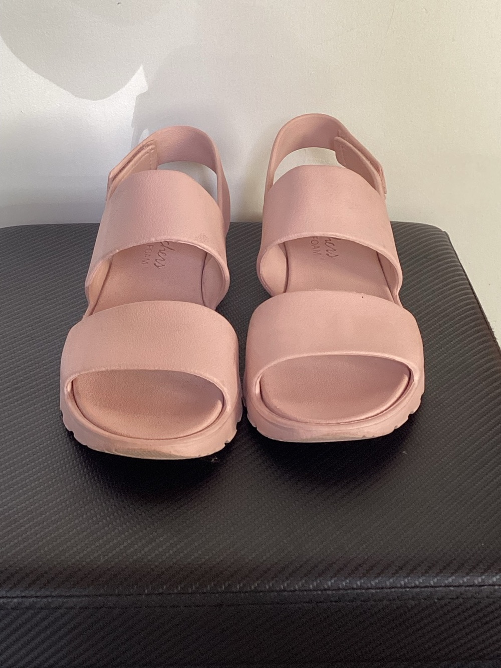 Skechers Women's Blush Pink Luxe Foam Sandals